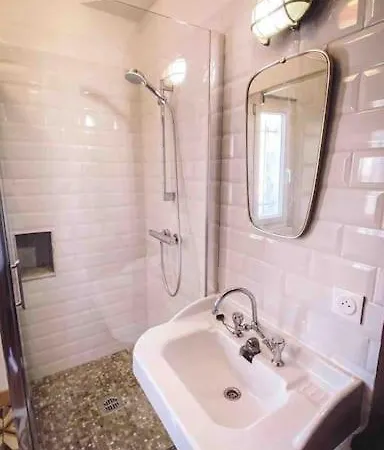 Apartment Superbe 2 Pieces Centre-ville, Calme, Vue Toulon