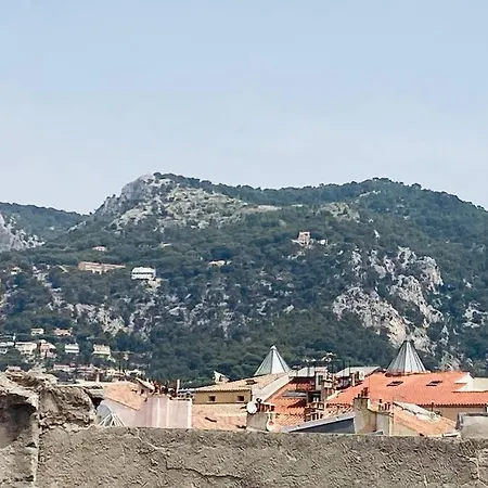 Superbe 2 Pieces Centre-ville, Calme, Vue Apartamento *